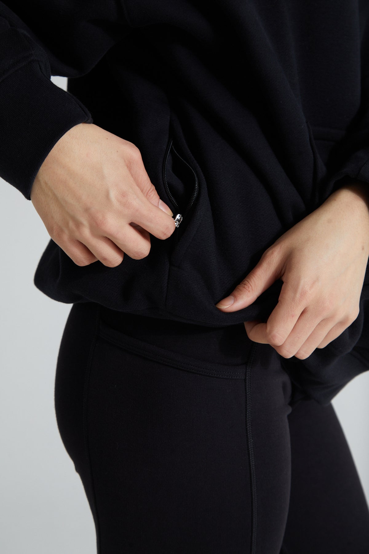 Slouchy Hoodie - Jet Black