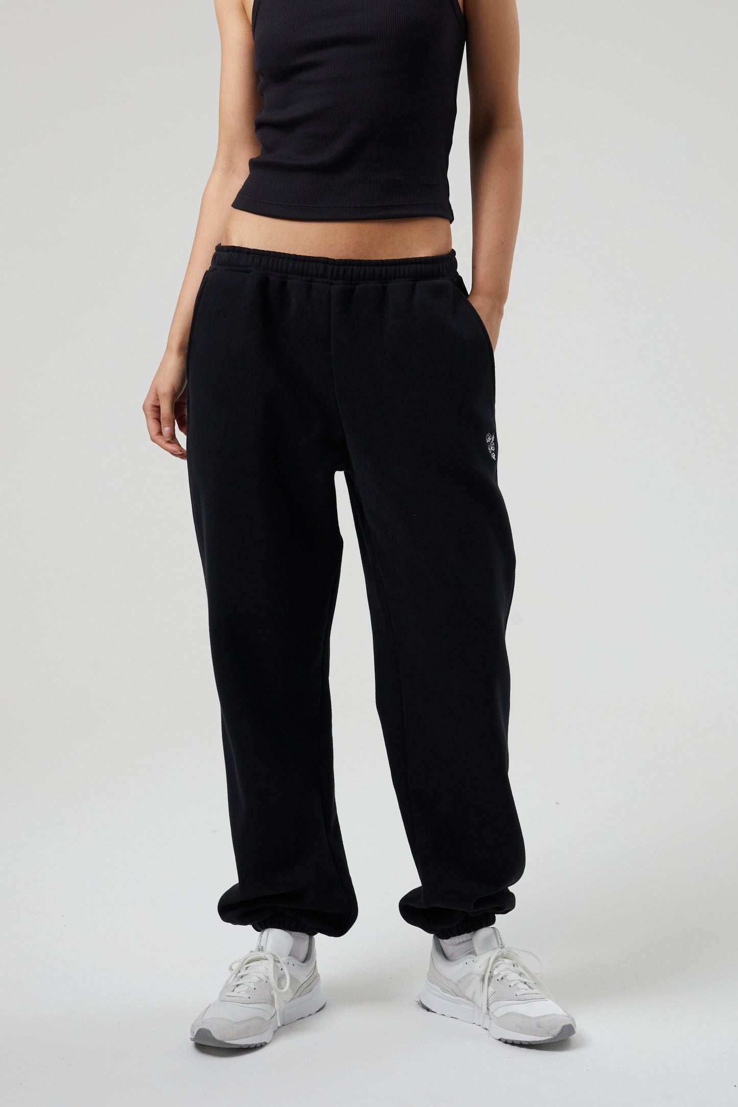 Flower Joggers - Jet Black
