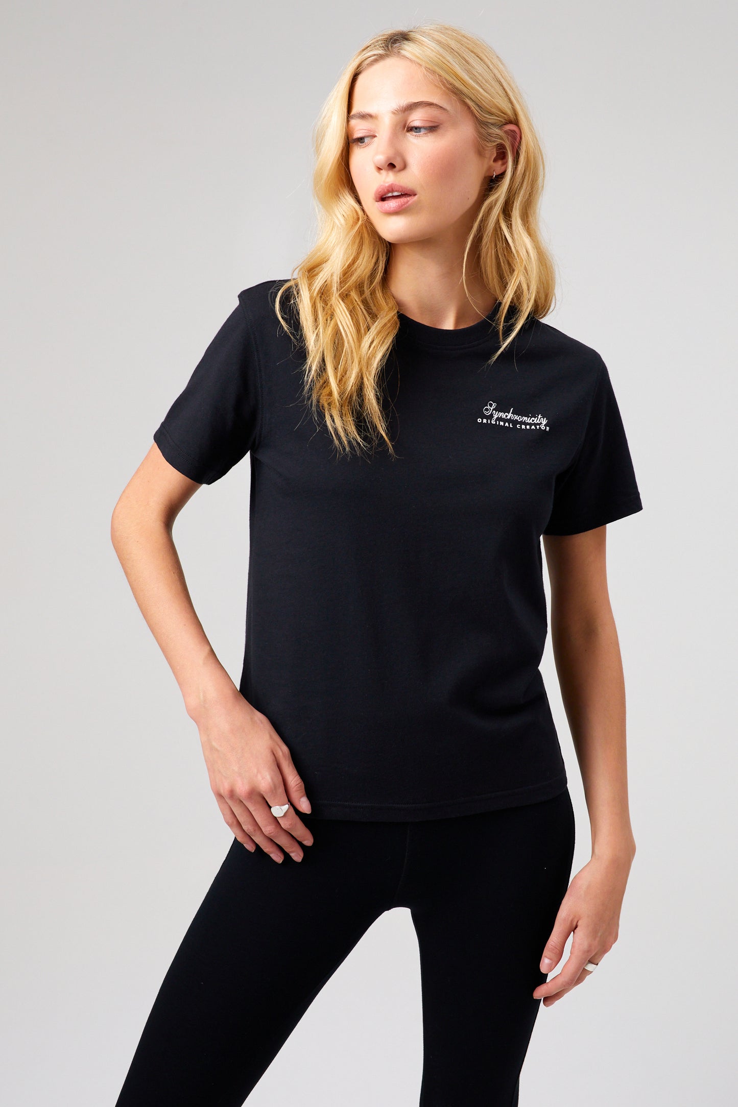 Synchronicity T-shirt - Jet Black