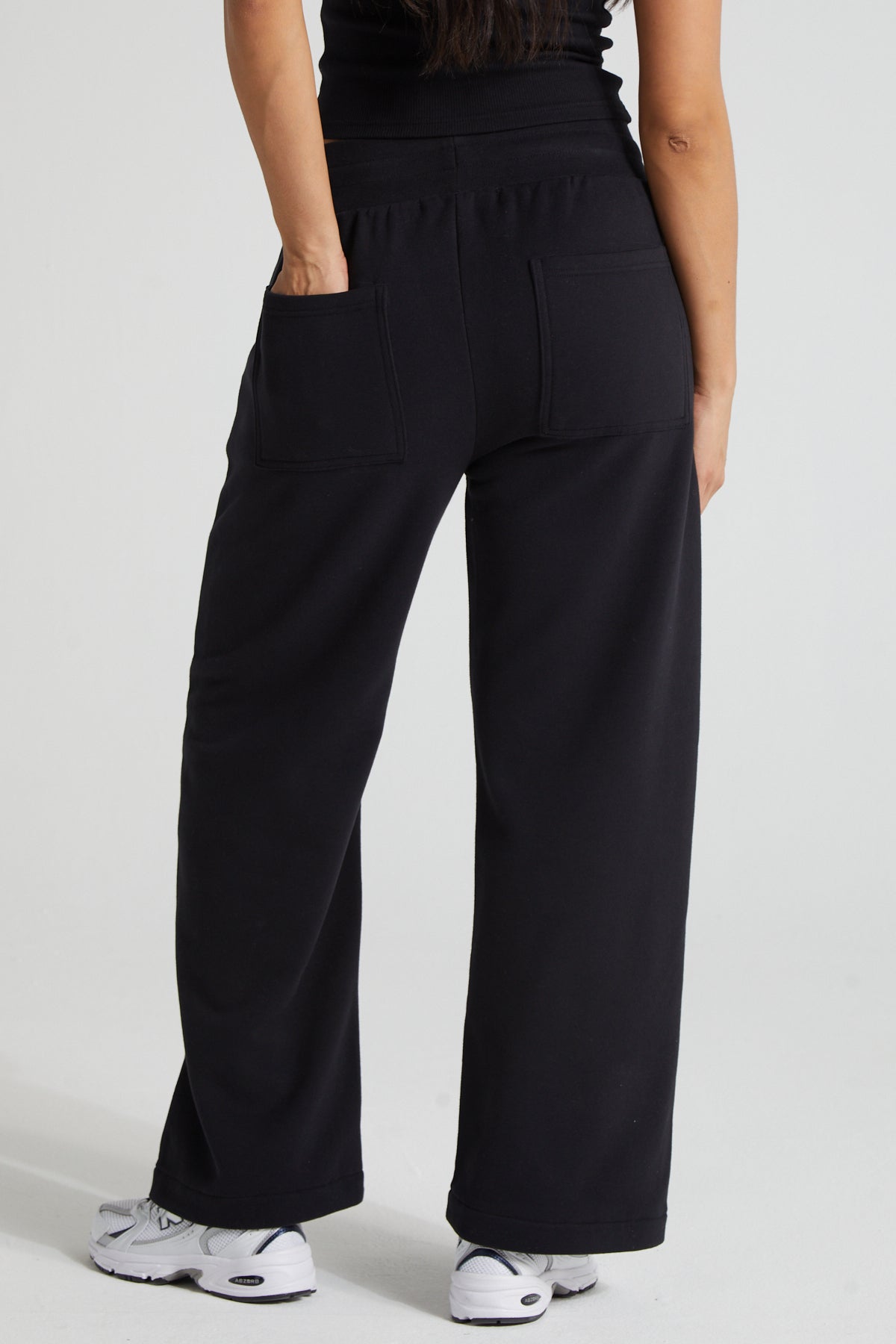 Wide Leg Jogger -Jet Black