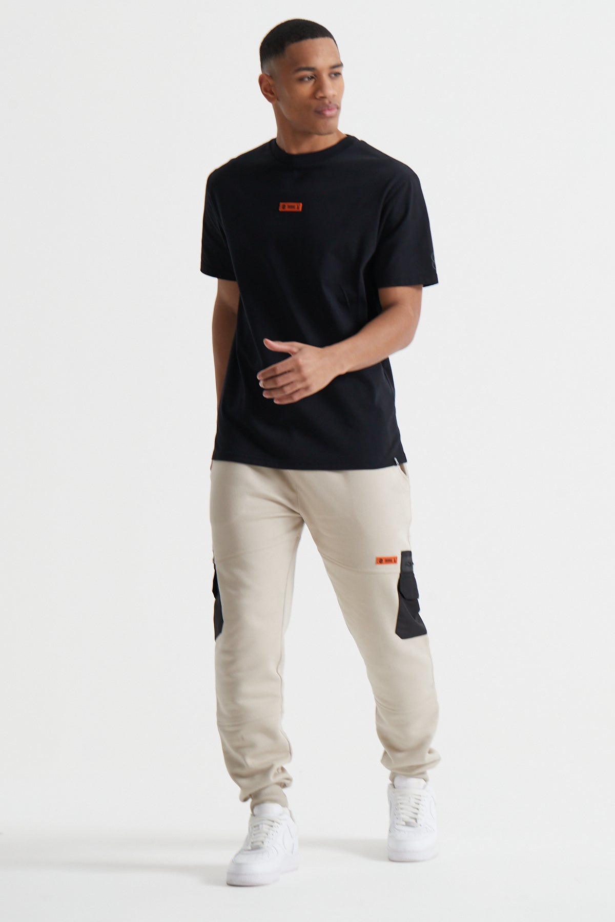 Action To Reality T-shirt - Jet Black