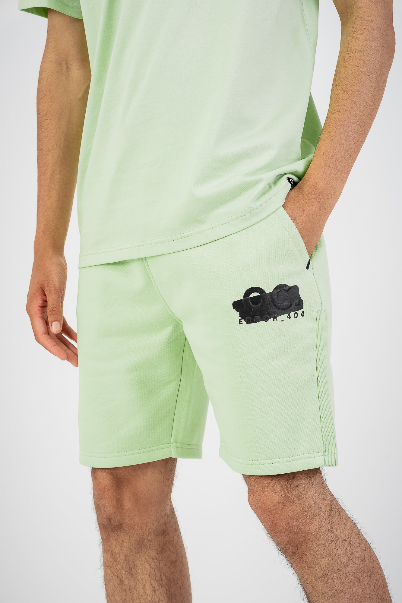 Error_404 Shorts - Peppermint Green