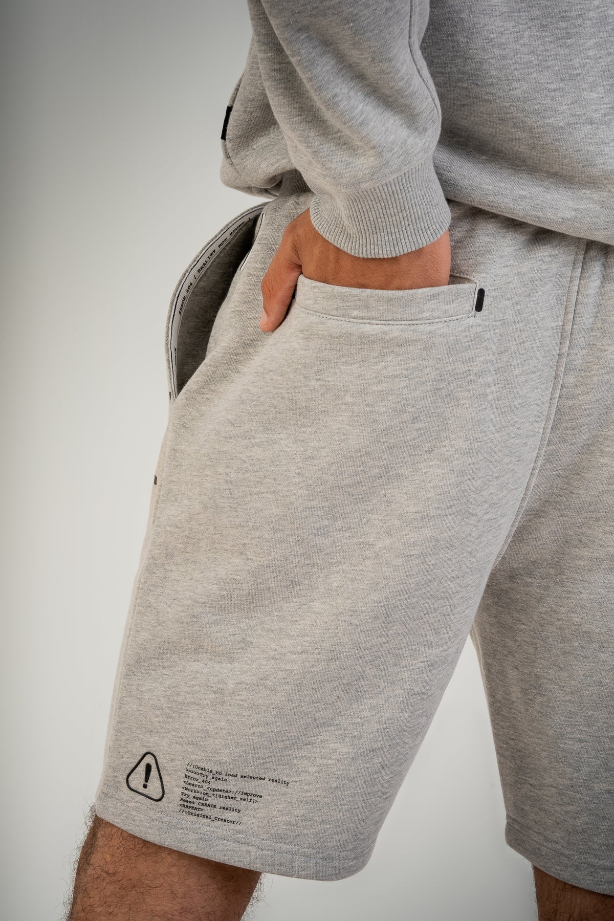 Globe Shorts - Granite Grey