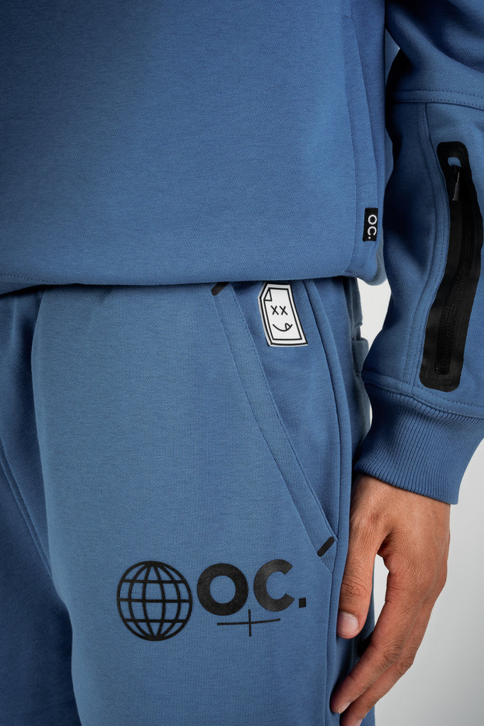 Globe Shorts - Yale Blue