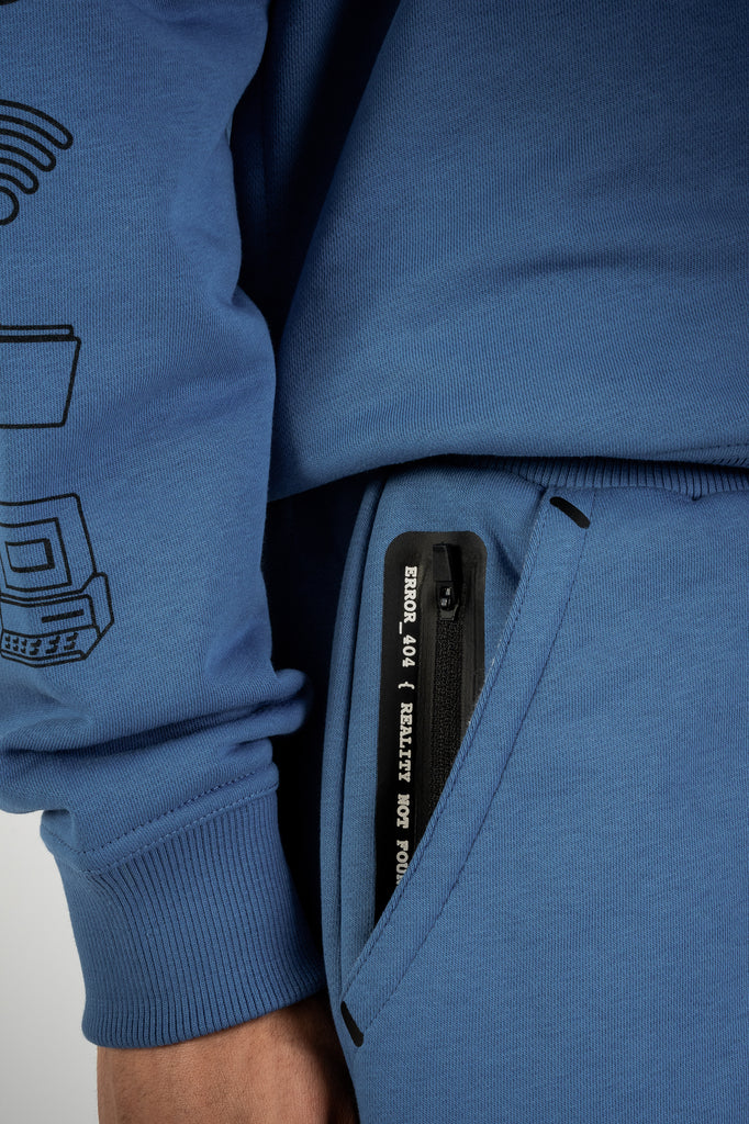 Globe Shorts - Yale Blue