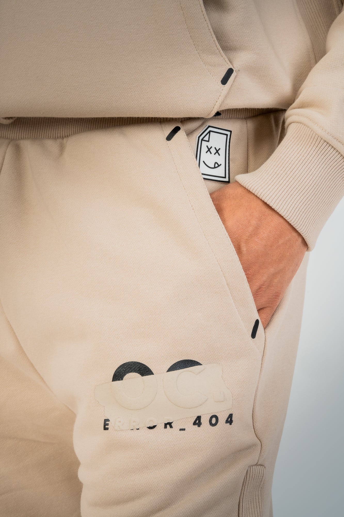 Error_404 Joggers - Sand Stone