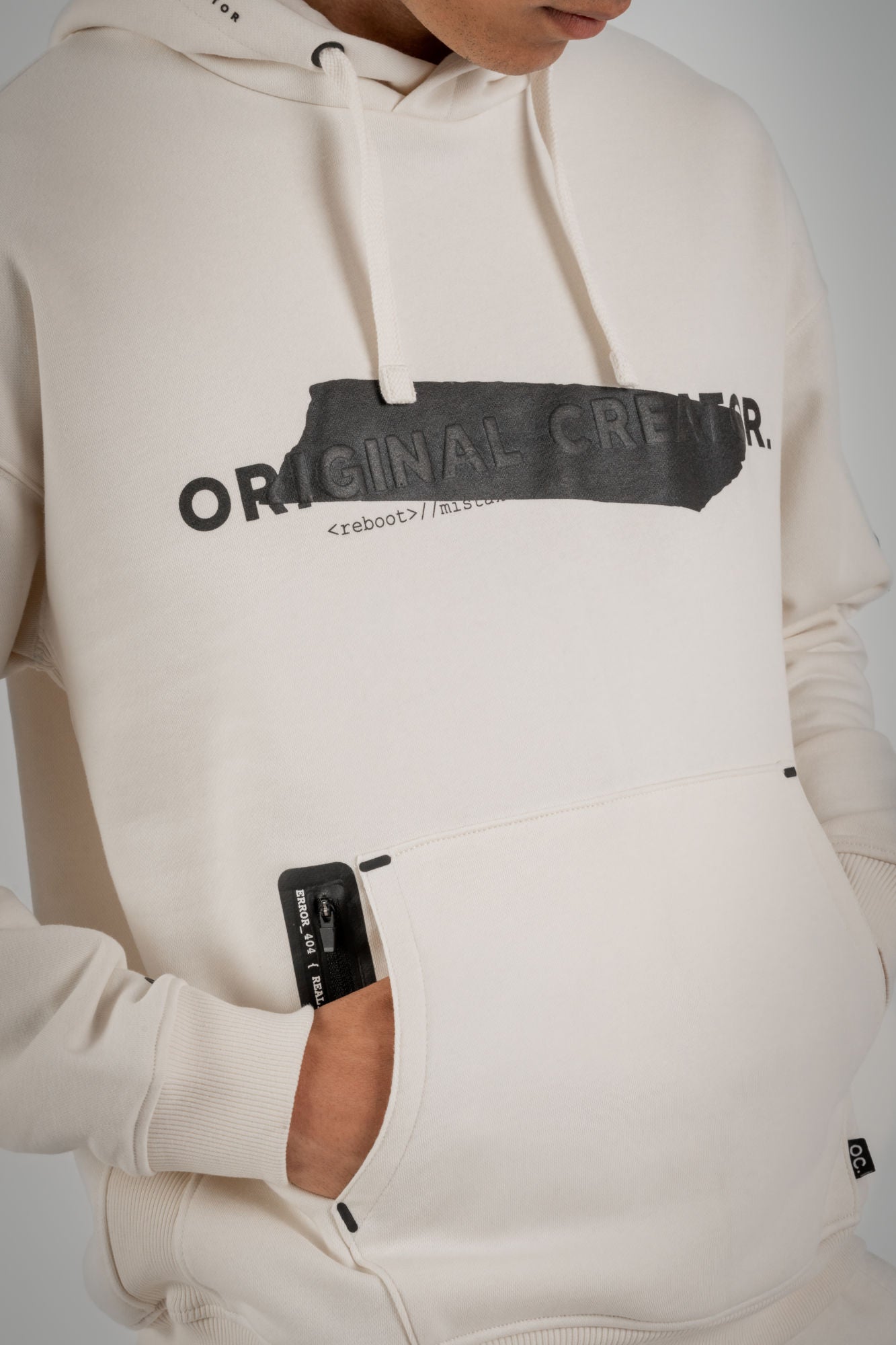 Error_404 Hoodie - Off White