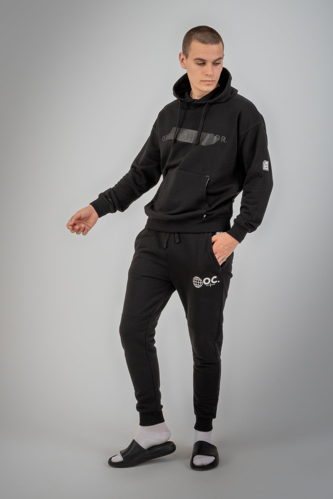 Error_404 Hoodie - Jet Black