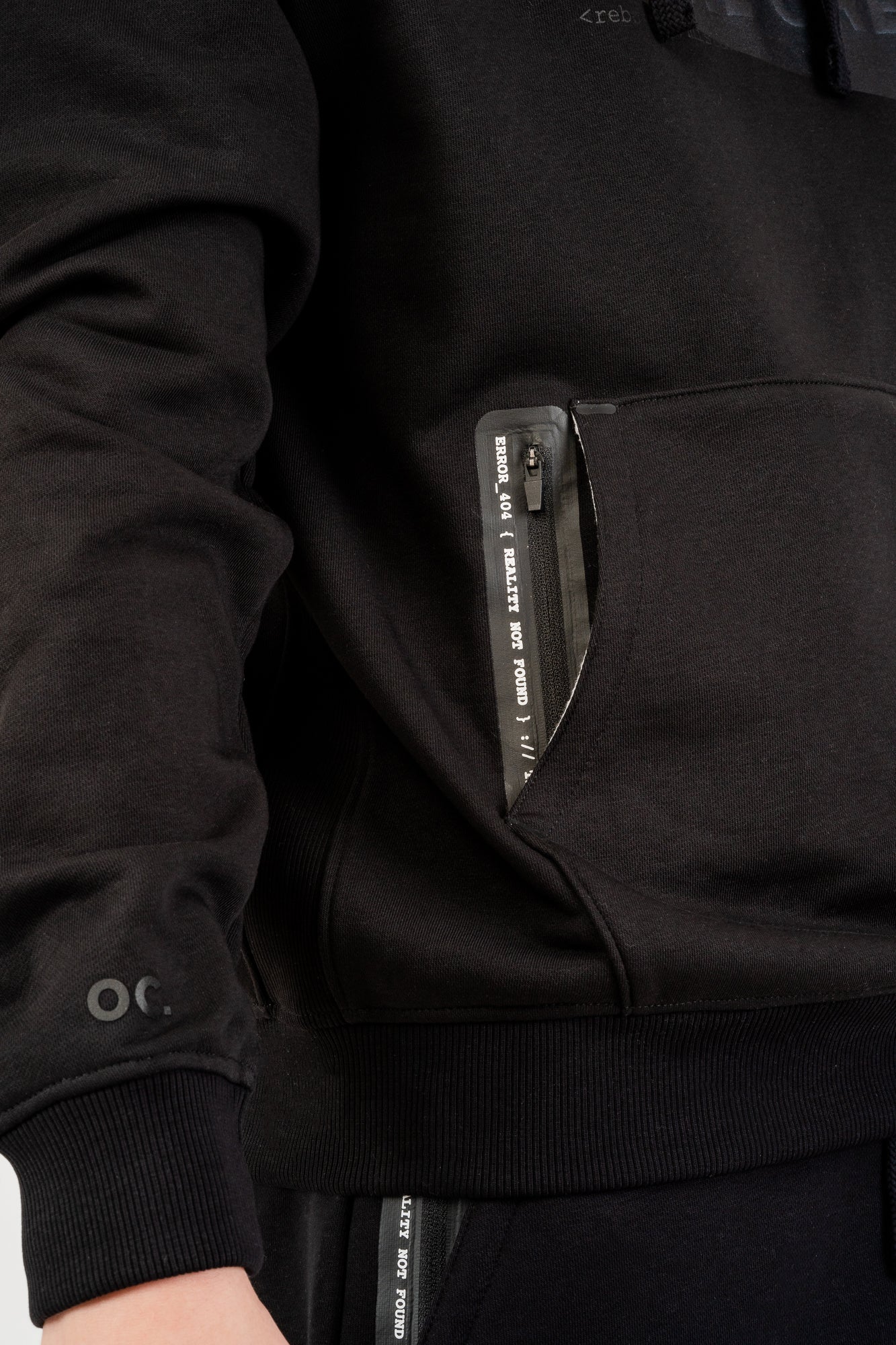 Error_404 Hoodie - Jet Black