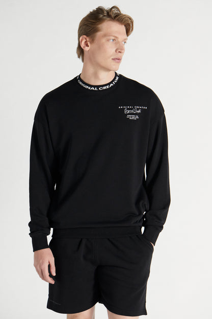 Tour Sweatshirt - Jet Black