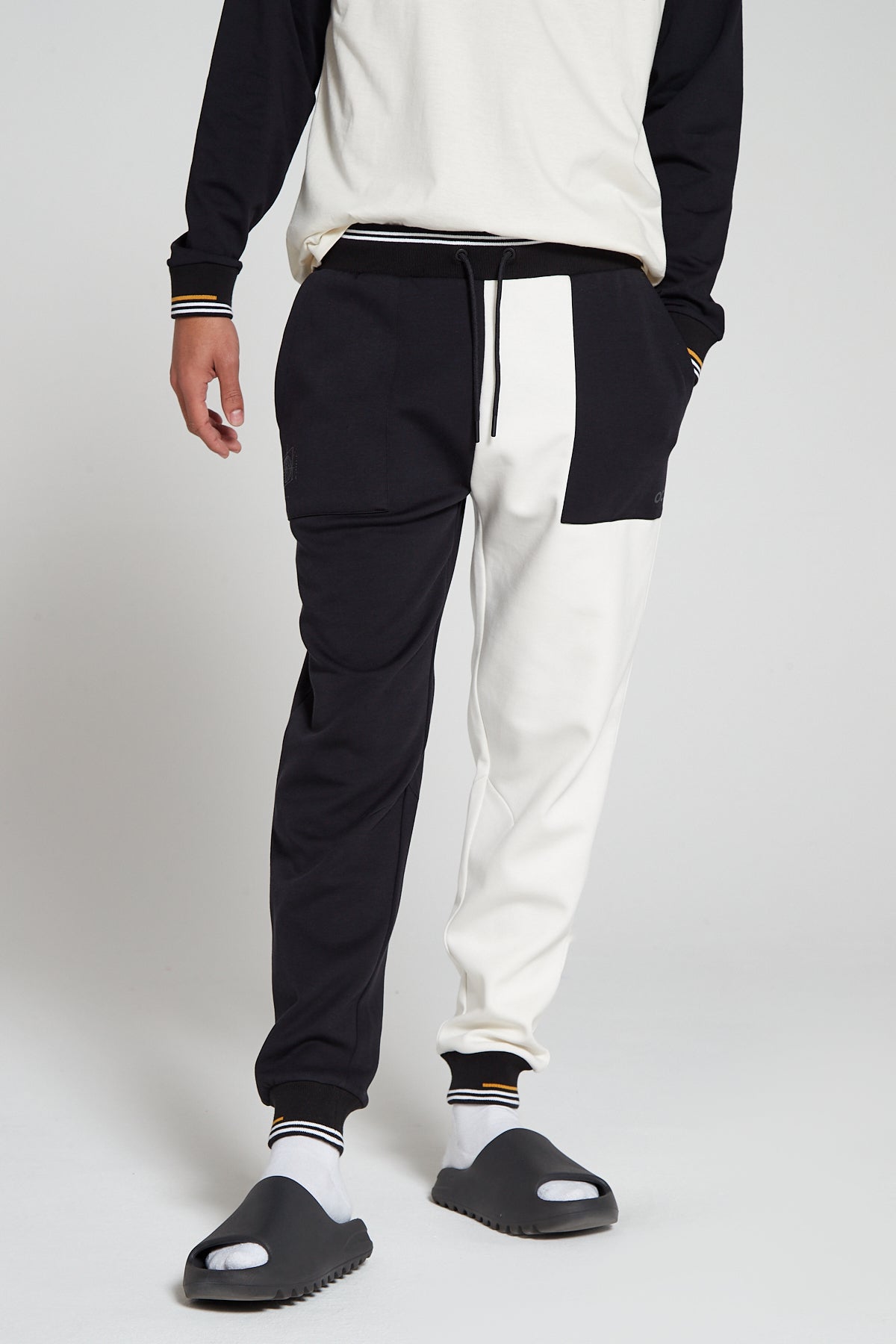 Track 2.0 Classic Joggers - Jet Black