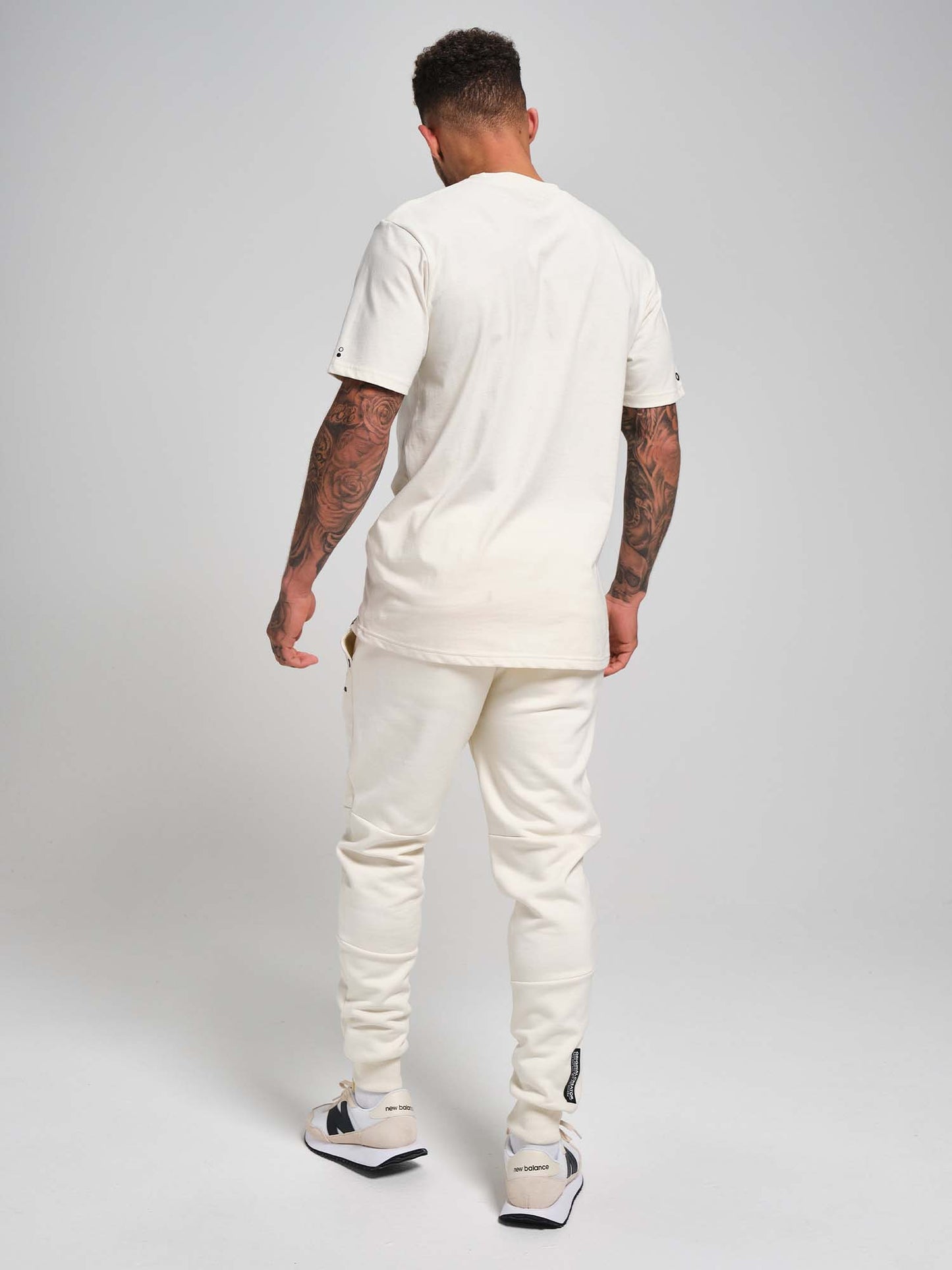 OC. T-Shirt - Off White