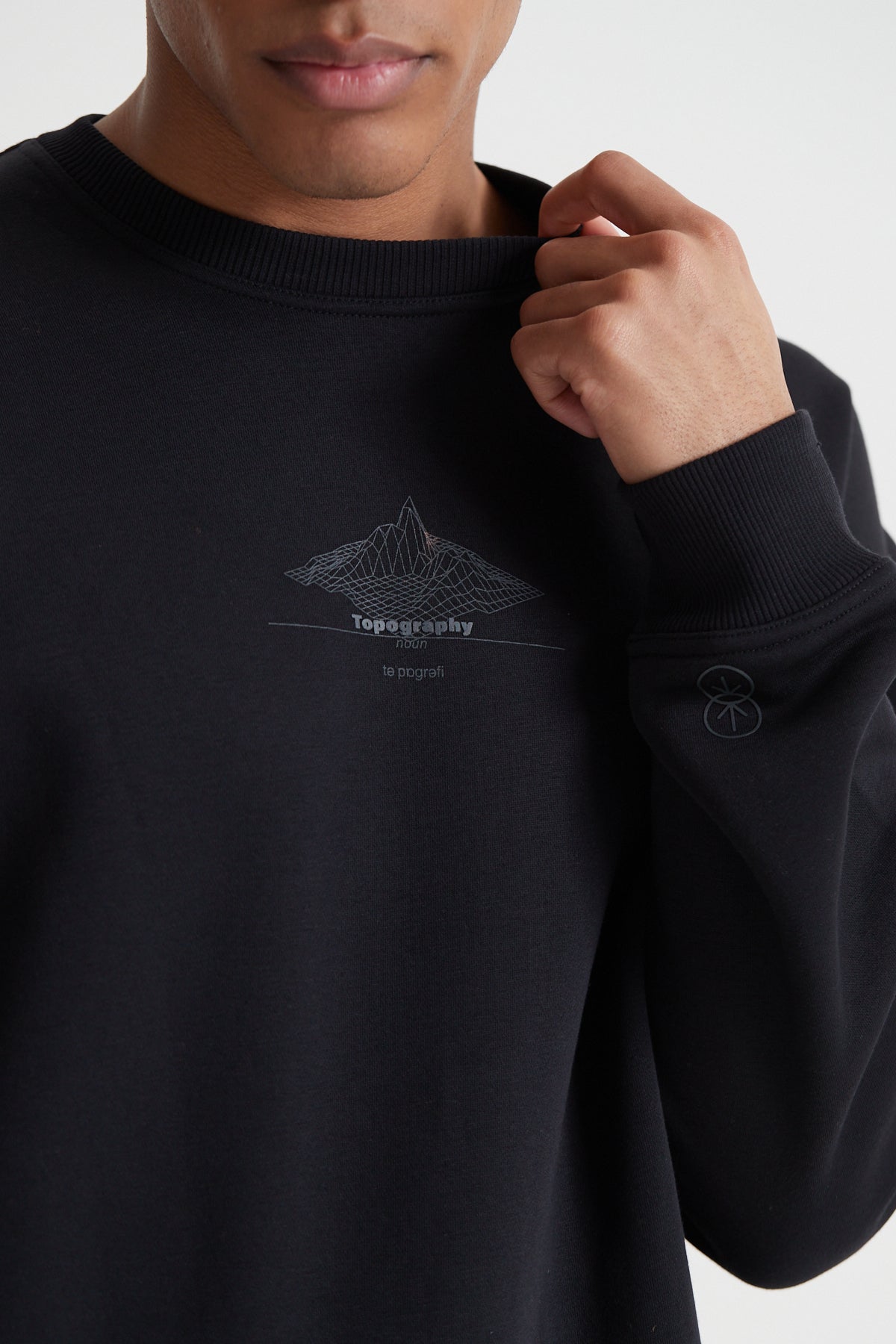 Topography Sweatshirt - Jet Black