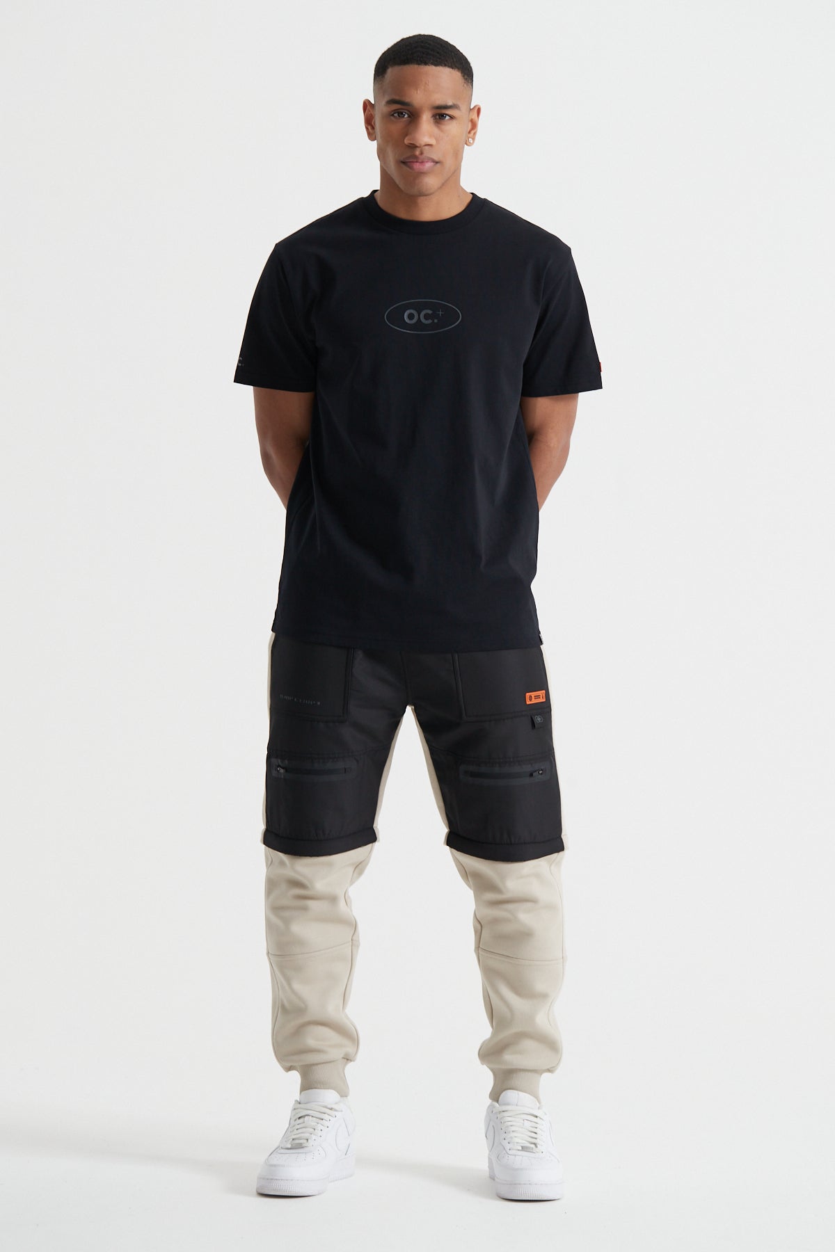 Off The Grid T-shirt - Jet Black
