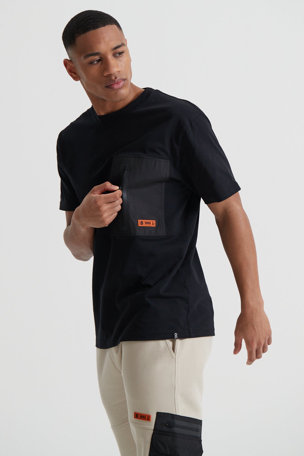 Cargo Zip T-shirt - Jet Black