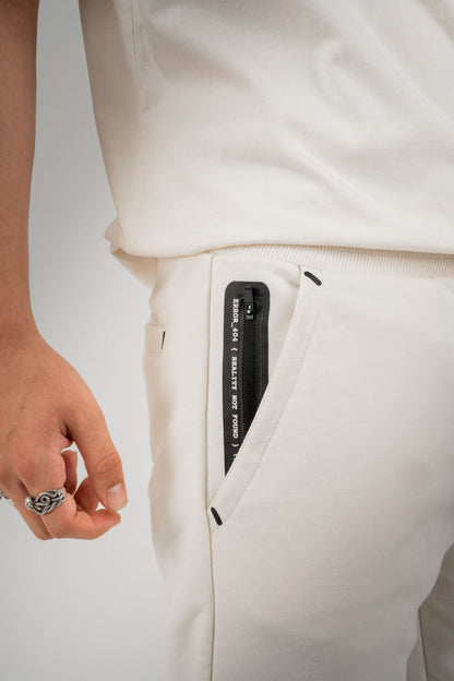 Globe Shorts - Off White