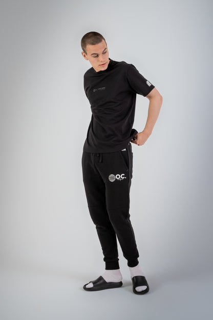 Globe T-Shirt - Jet Black