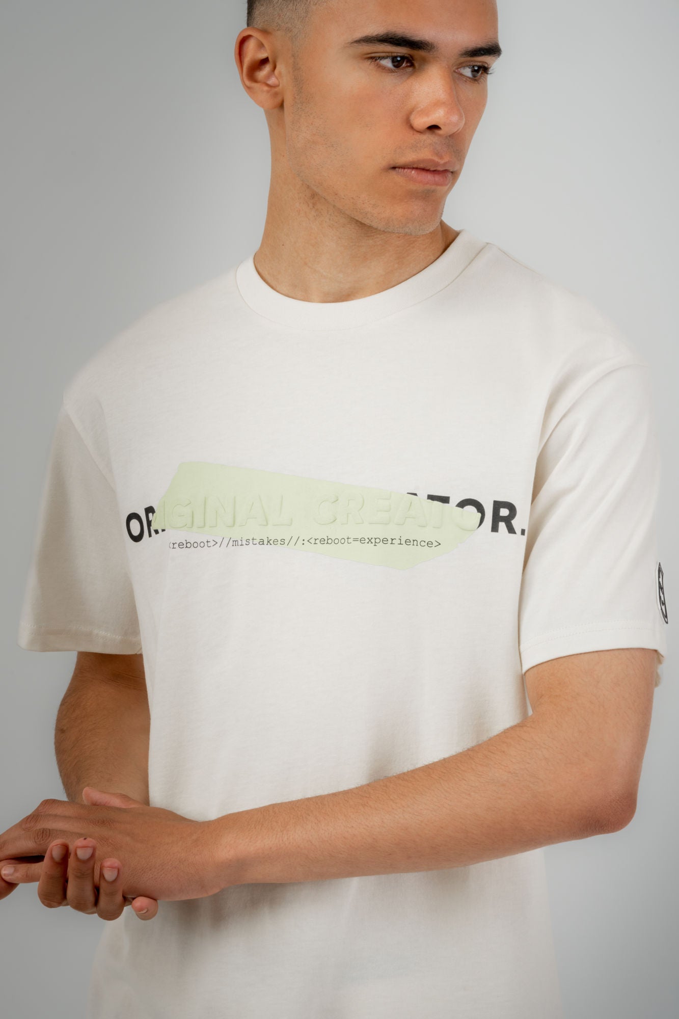 Error_404 T-Shirt - Off White